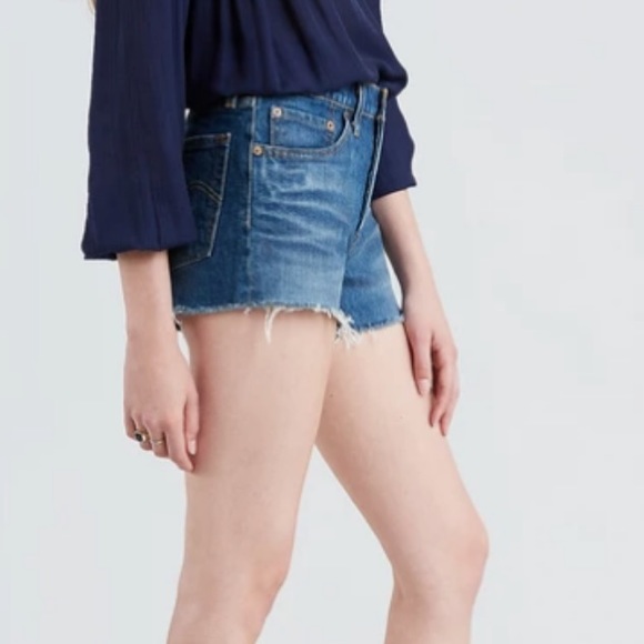 Levi’s Dark Wash 501 Denim Cutoff Shorts - Picture 4 of 7